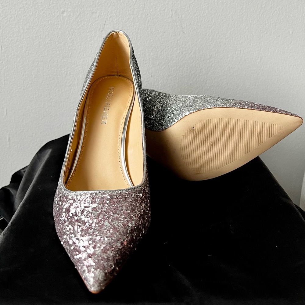 Marc Fisher Glitter pumps